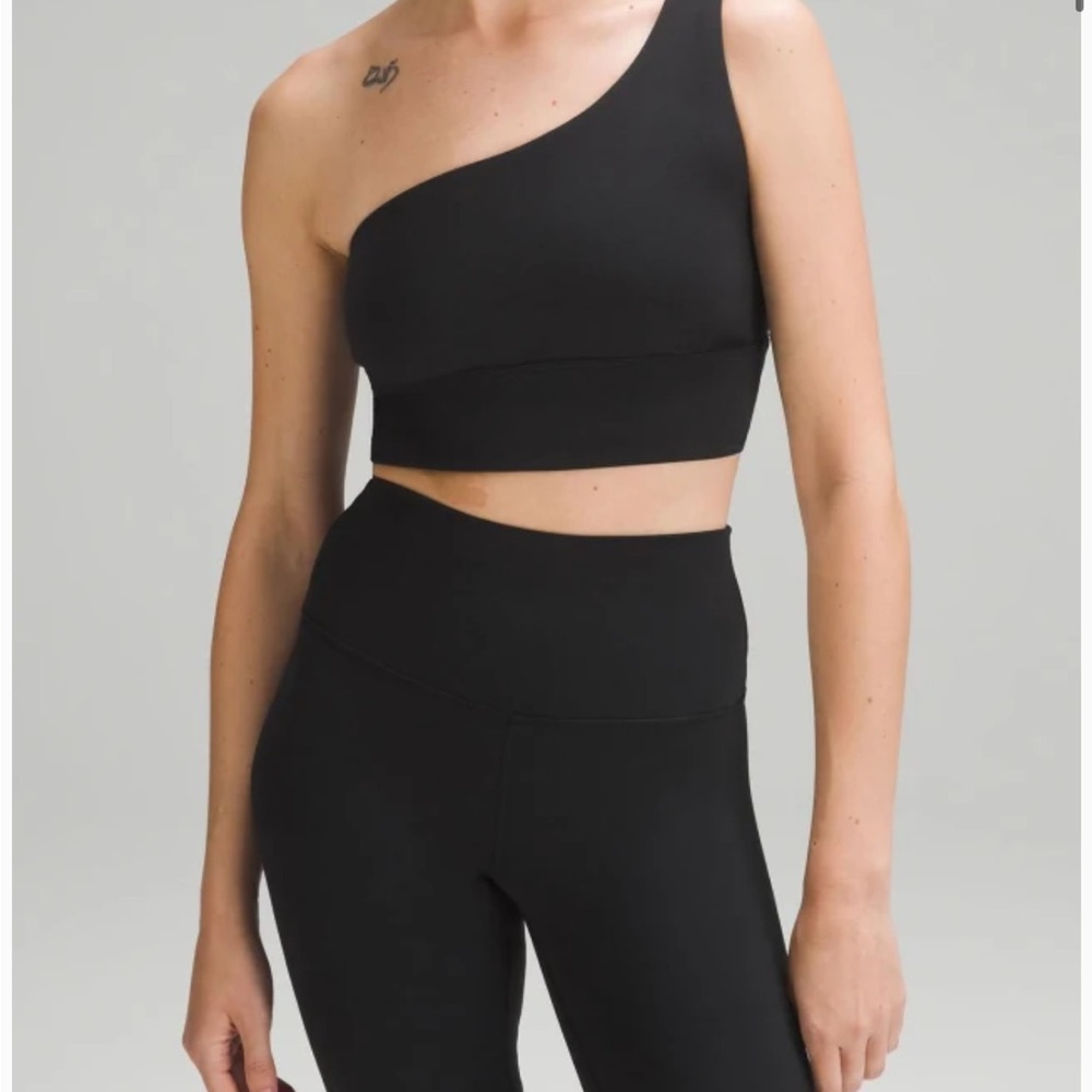 NWT lulu lemon align asymmetrical bra A/B in black